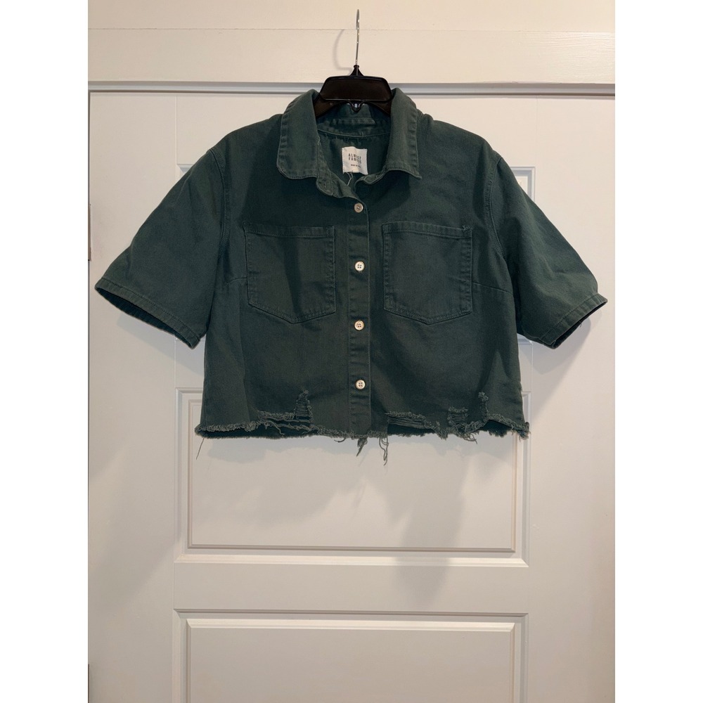 Almost Famous Womens 1X Green Cropped Denim Shirt Short Sleeve Raw Hem Button Up